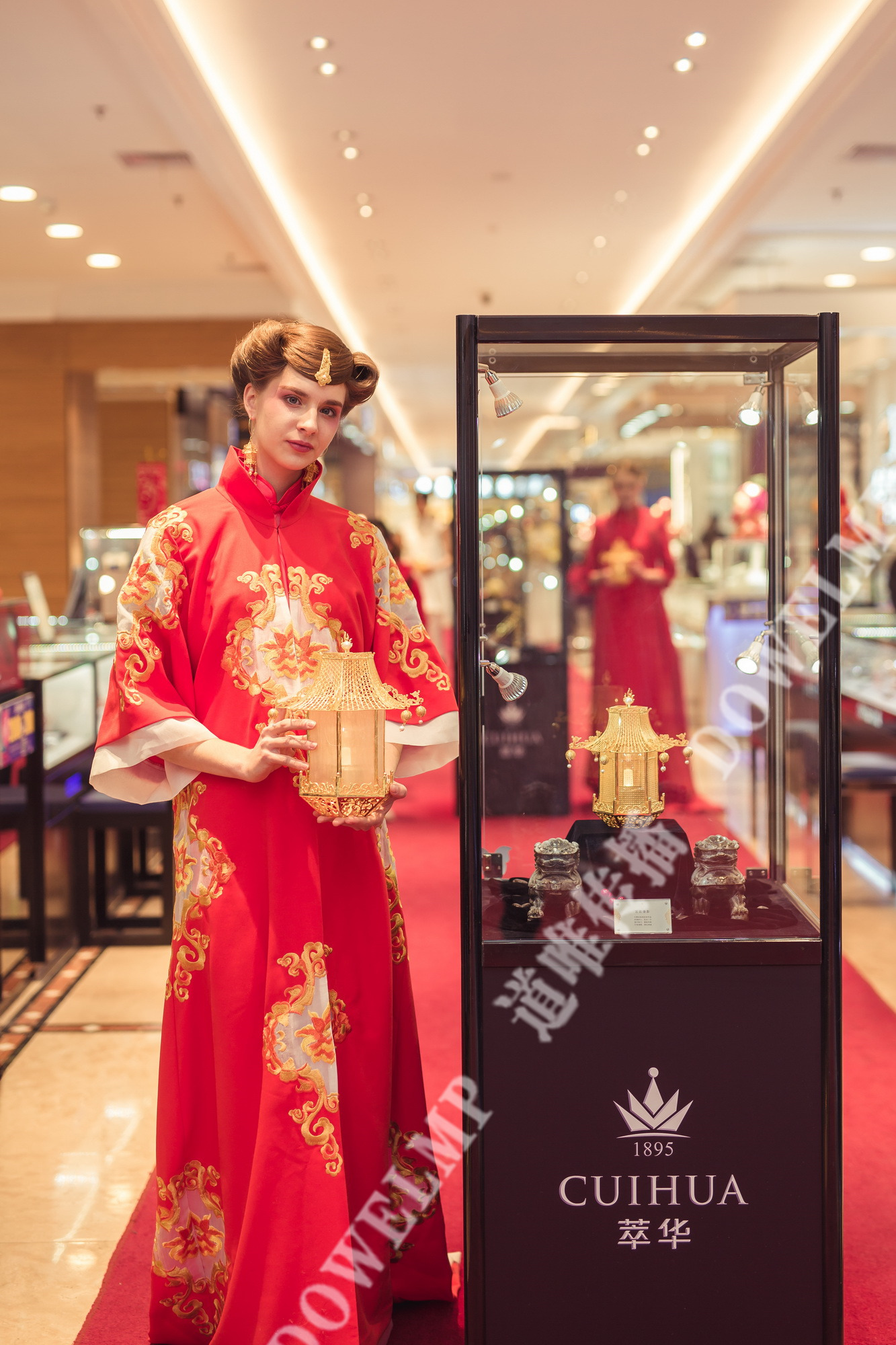 跨世纪的经典 萃华珠宝中华艺术美学闪耀武汉世贸